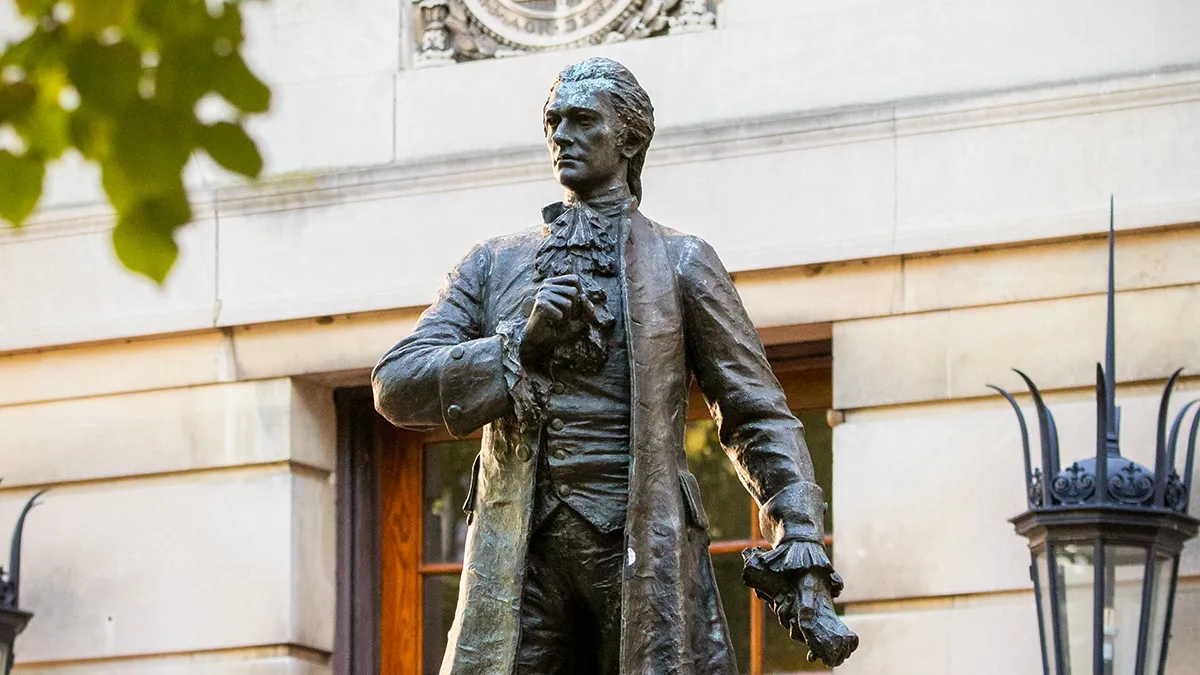Statue of Alexander Hamilton
